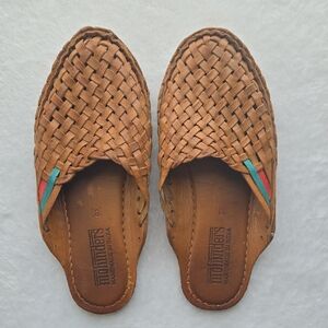 Mohinders - Womens Woven Slide in Honey + Stripes